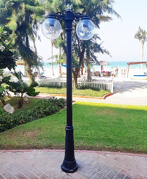Столб фонарный уличный Fumagalli Globe 250 G25.156.S20.AXF1R